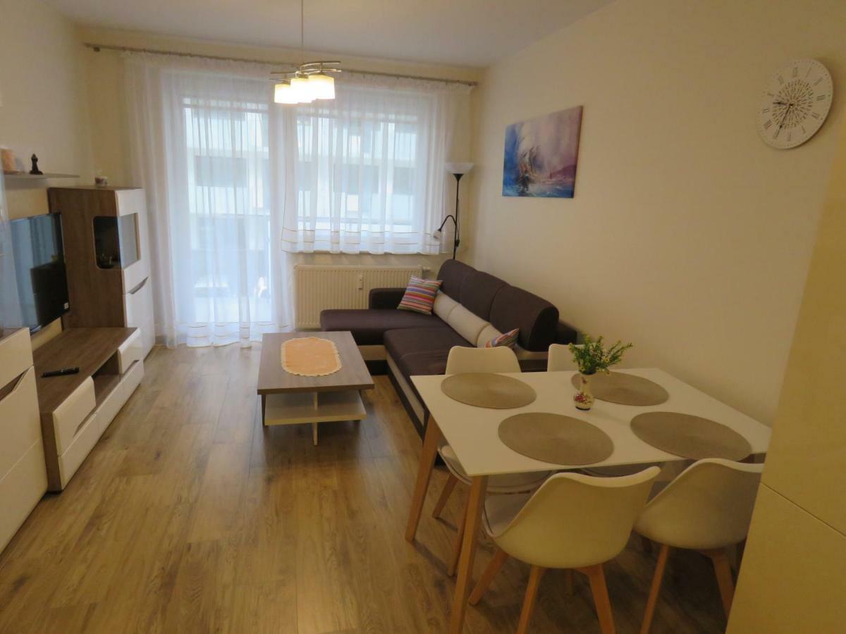 Blizej Morza U Jacka Z Garazem Apartment Kolobrzeg Luaran gambar