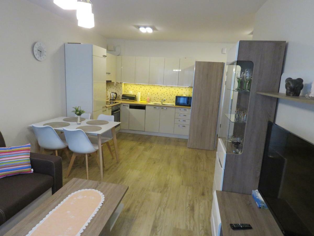 Blizej Morza U Jacka Z Garazem Apartment Kolobrzeg Luaran gambar