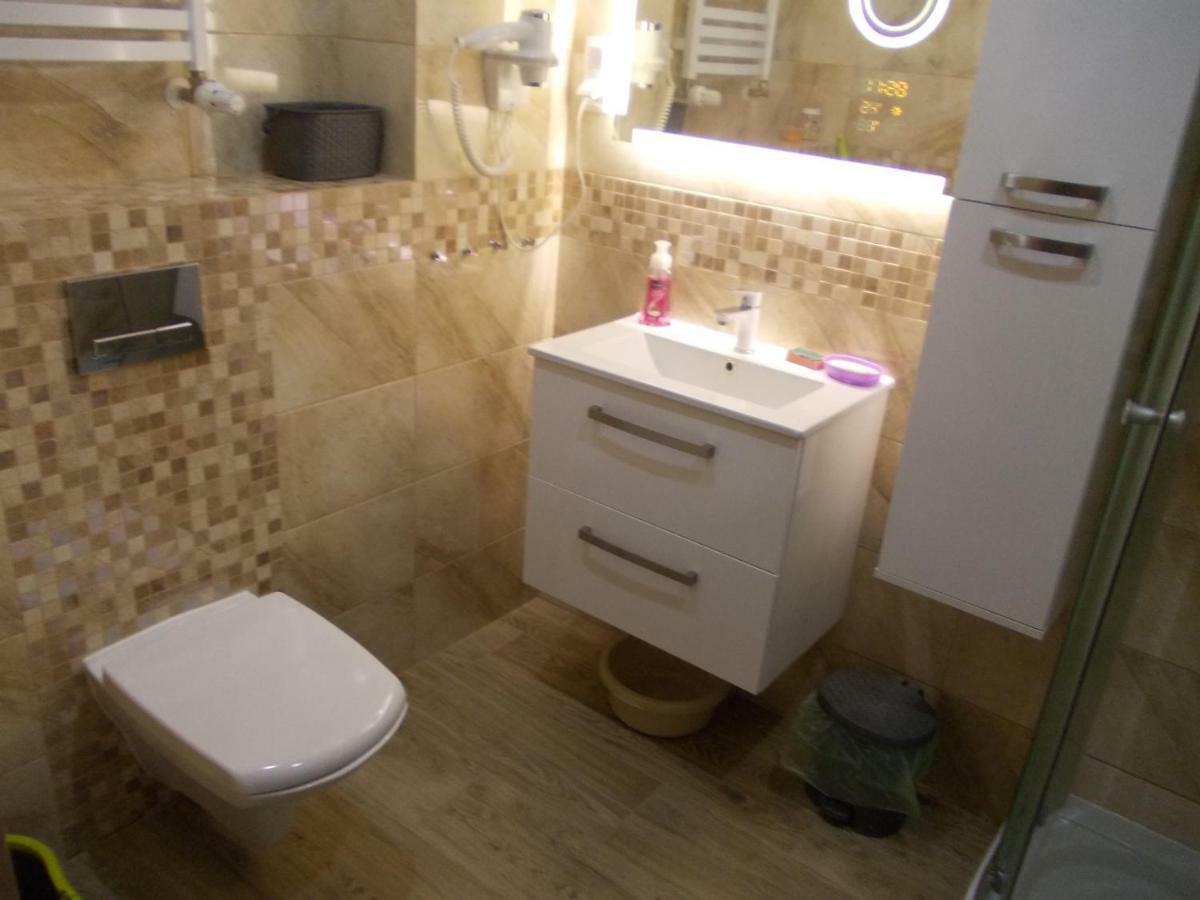 Blizej Morza U Jacka Z Garazem Apartment Kolobrzeg Luaran gambar